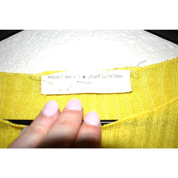 Project Social T x Urban Outfitters Yellow Ribbed Crop LS - Picture 4 of 6